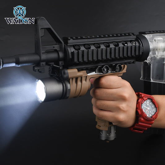 WADSN SF M910A Vertical Foregrip Weapon Light - BLK