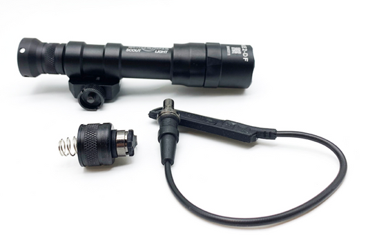 SF M600DF LED Scout Light - 1400 Lumens - BLK