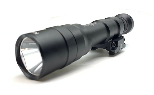 SF M600DF LED Scout Light - 1400 Lumens - BLK